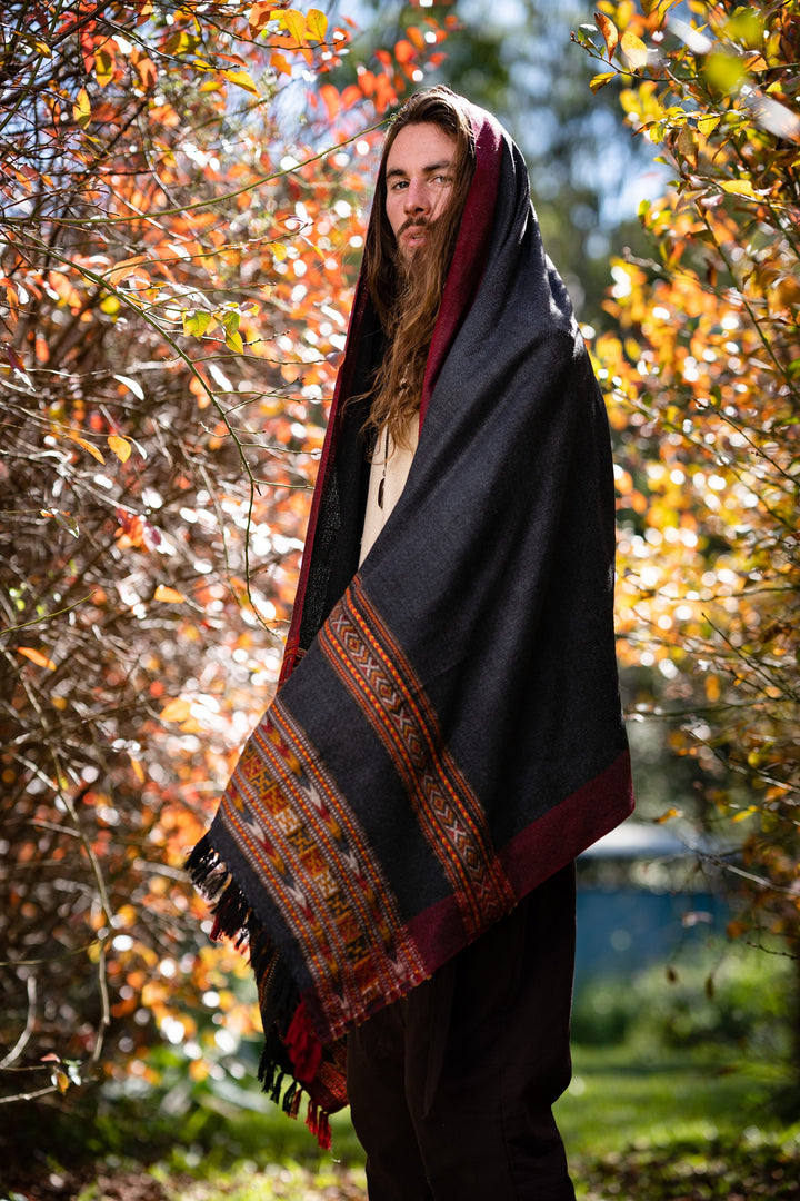 SAMADHI Meditation Prayer Shawl Blanket Cosy Dark AJJAYA