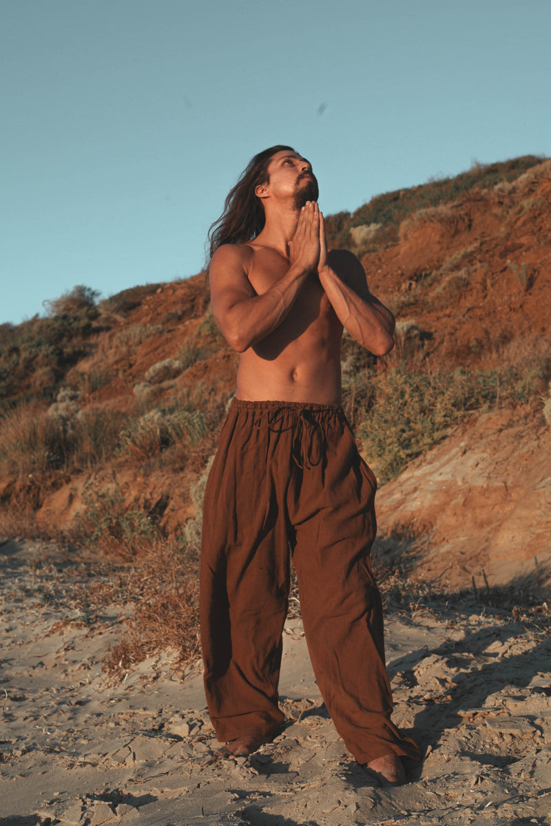 YUGI Maroon Pantalon de yoga en coton sarouel pour homme Poches teintees de plantes naturelles Yogi Respirant Gym Pantalon droit Cordon de serrage